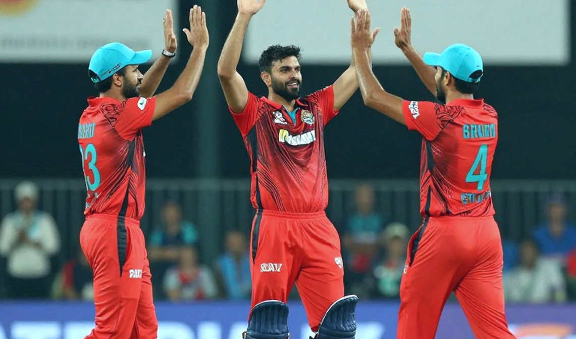 रियाद के हवाई अड्डे, दुबई का मैदान: क्रिकेट का बैकअप प्लान एक ही है, और वह खाड़ी में है